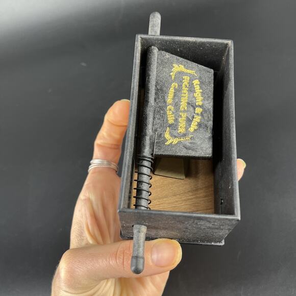 Knight & Hale Fighting Purr Box Turkey Game Call Hunting Tool - Picture 10 of 11